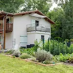 La Maison De Mon Grand-pere, Appt Cote Jardin